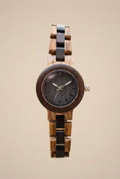 Woodenson Kumasi 39 Uhr, Hauptbild